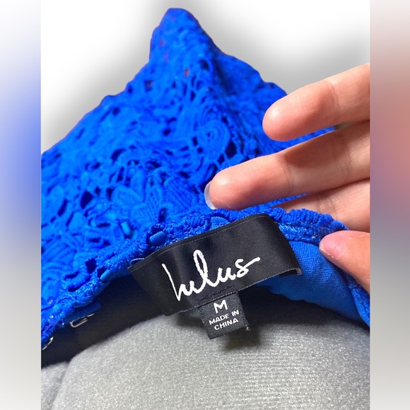 Lulu’s Romance Language Blue Backless Lace Dress sz M - Picture 11 of 16